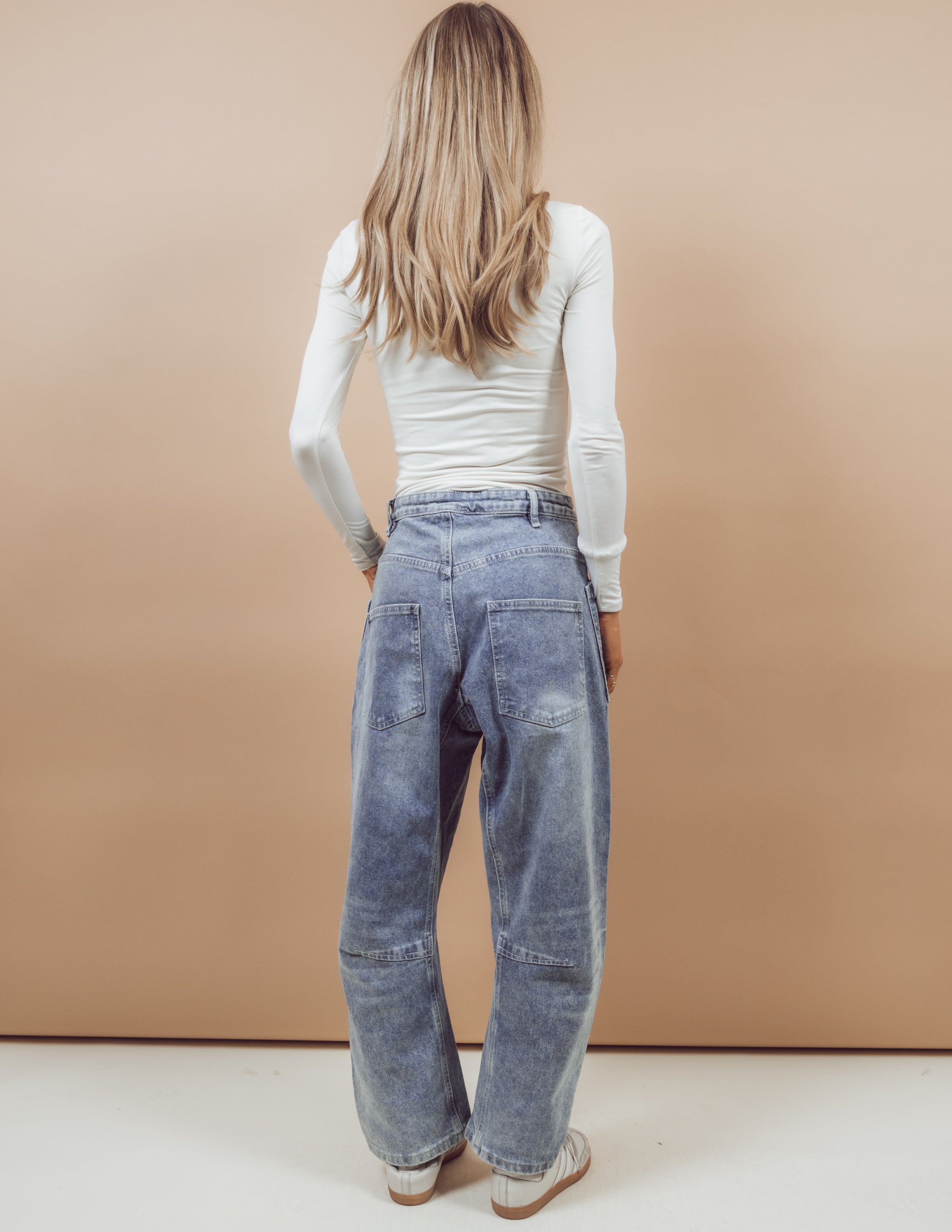 Mattie Barrel Jeans