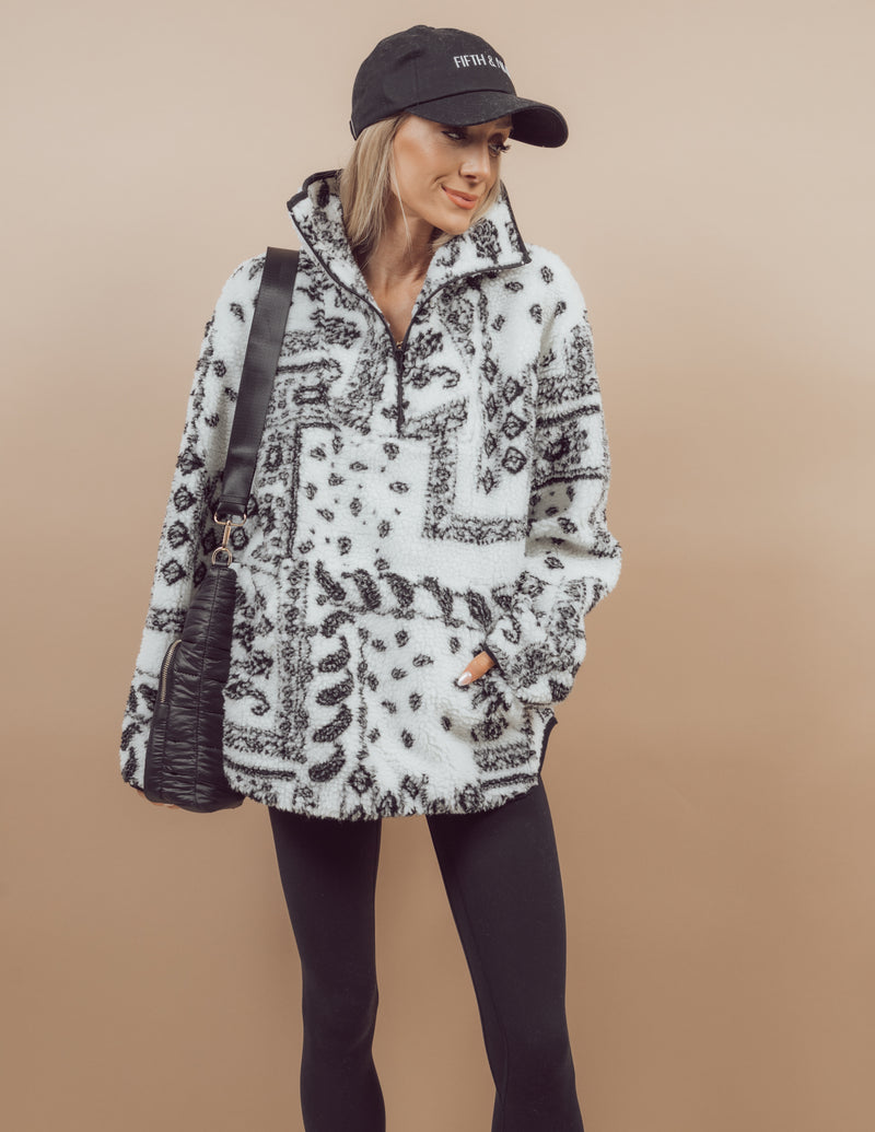 Tari Sherpa Pullover